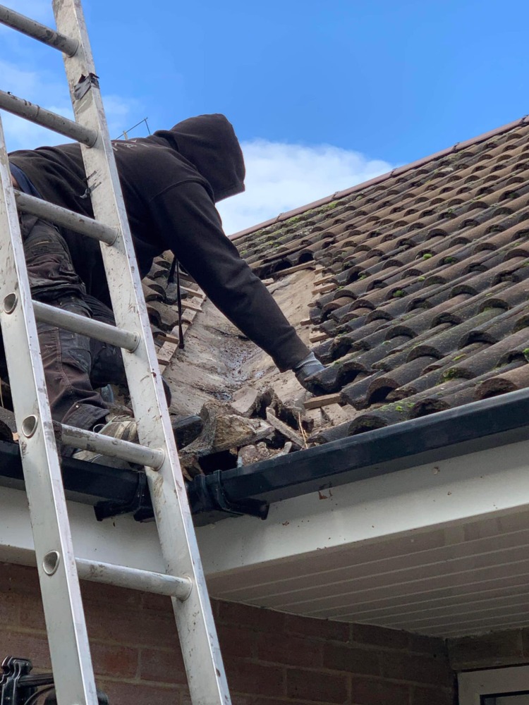 J&B Roofing Specialists team working on a roofing project in Hull